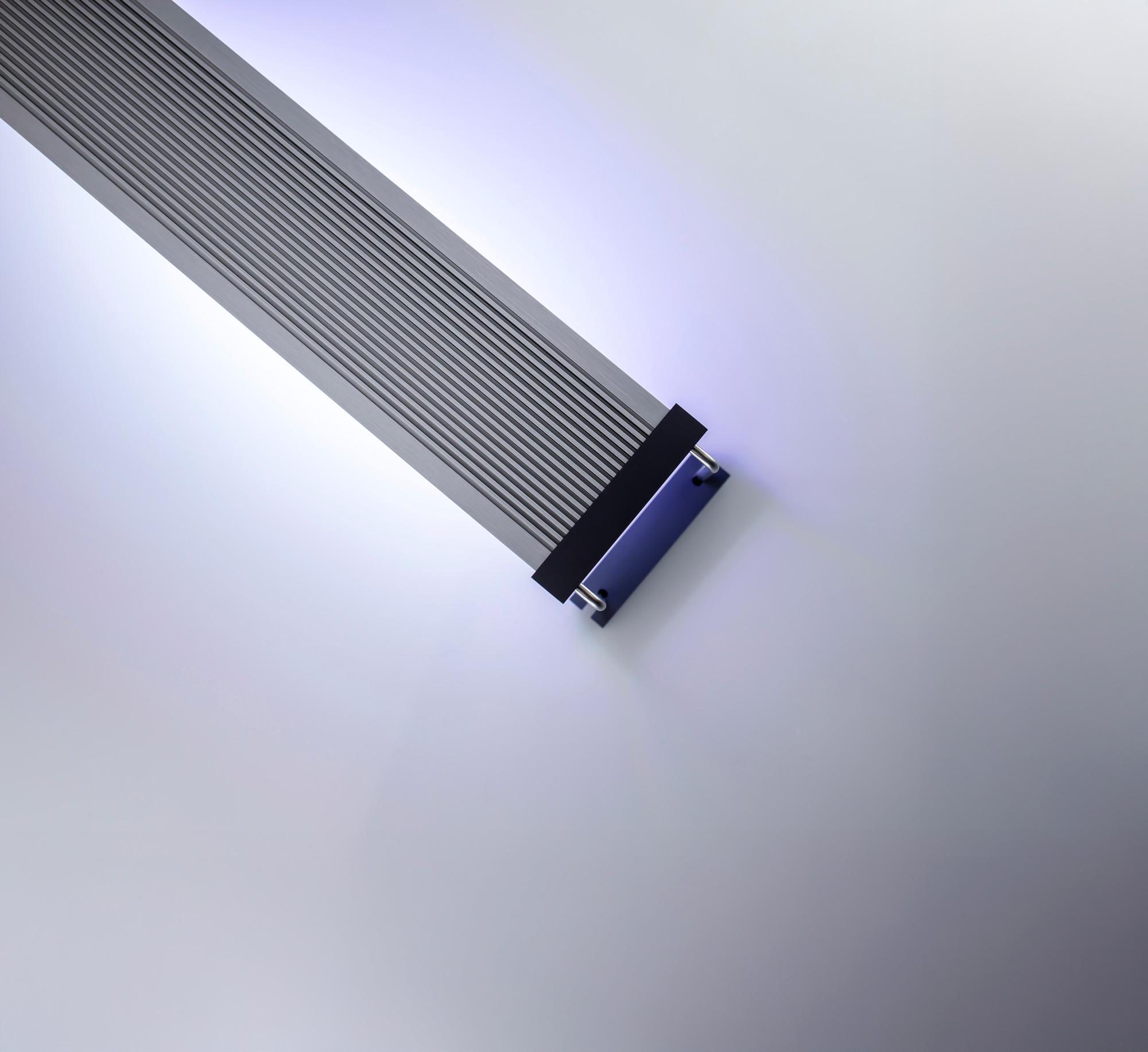 Twinstar B Line WRGB aquarium LED light – entry-level lighting with premium design